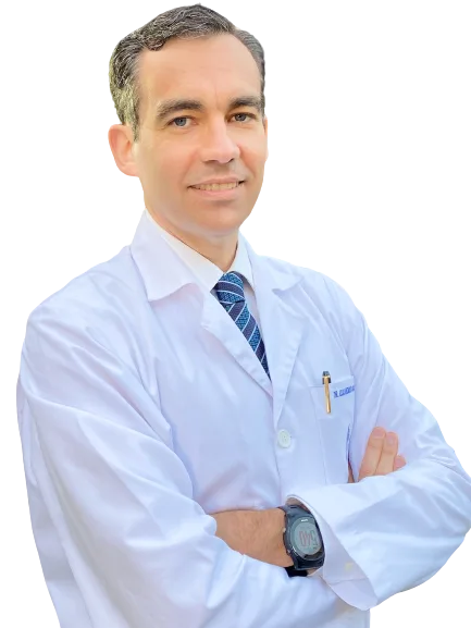 Dr. Alejandro Soza, hepatólogo en Santiago, Chile